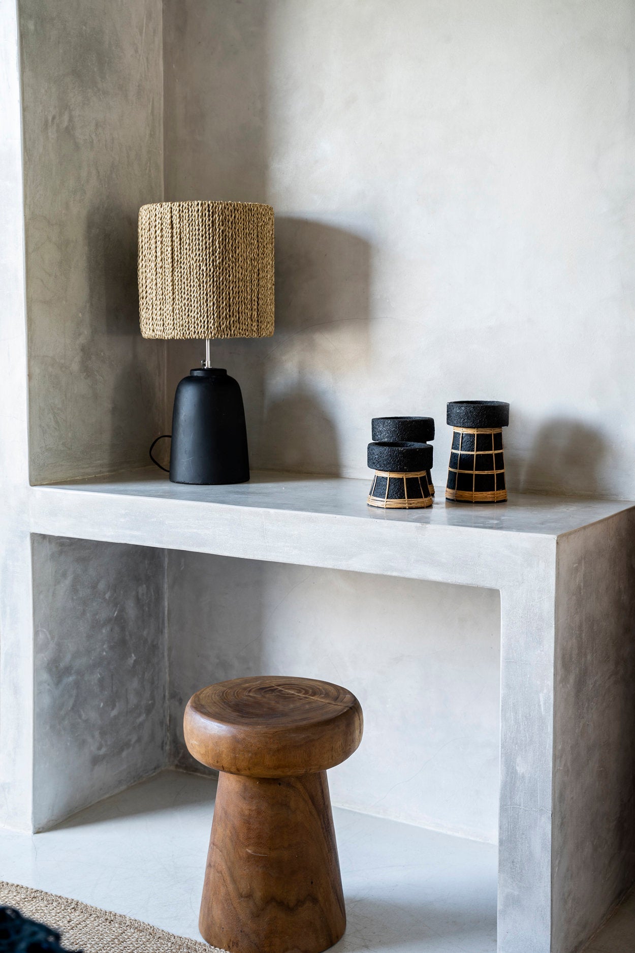 The Serene Candle Holder - Black/Natural - Large