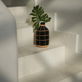 The Whoopy Vase - Black Natural - M