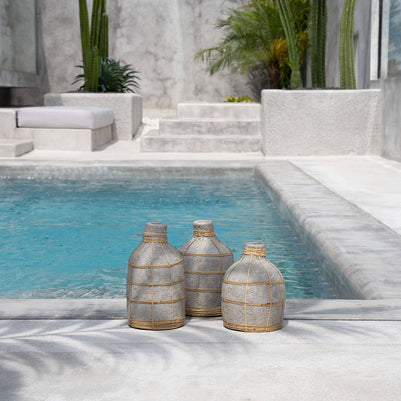 The Whoopy Vase - Concrete Natural - M