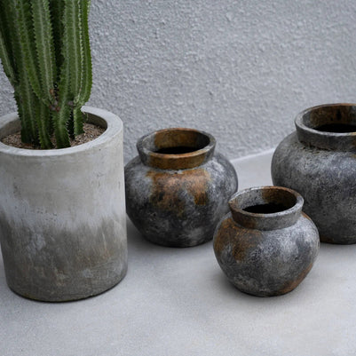 The Funky Vase - Antique Grey - M