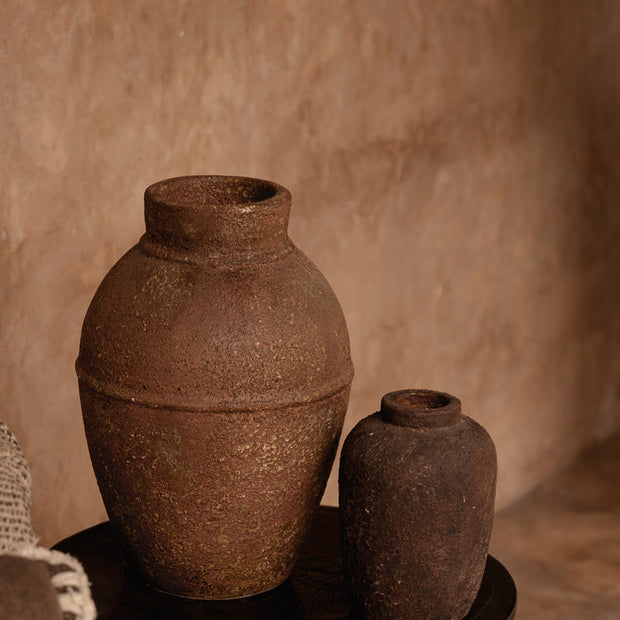 The Clay Echo Vase - Burgundy - Small