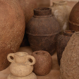 The Earthen Balance Vase - Sand - S
