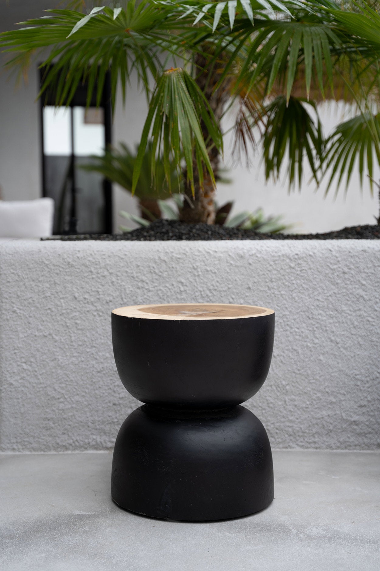 The Karbun Stool - Black/Natural