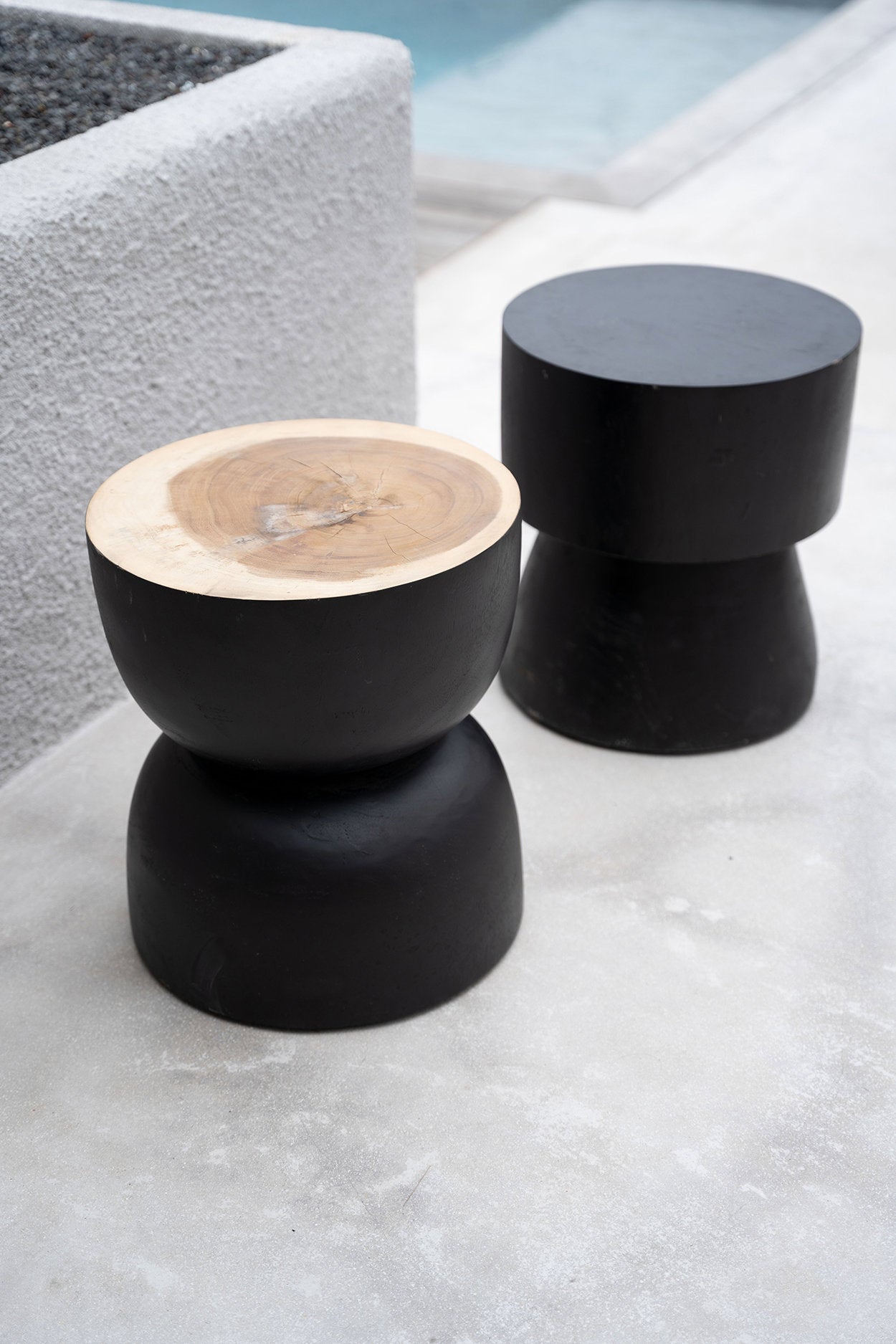 The Karbun Stool - Black/Natural