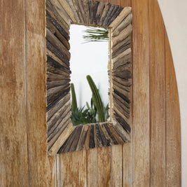 The Driftwood Framed Mirror - Natural - M