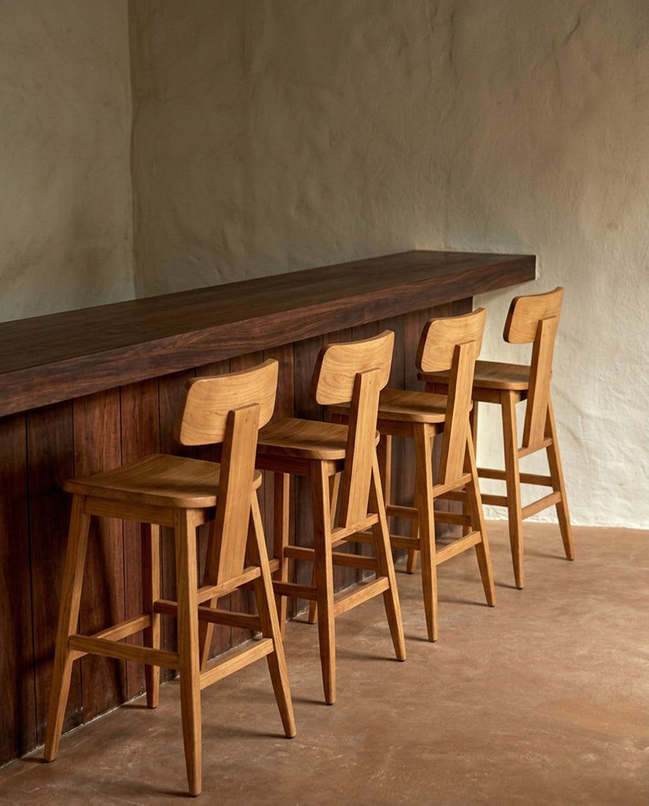 The LovYa Bar Stool - Natural
